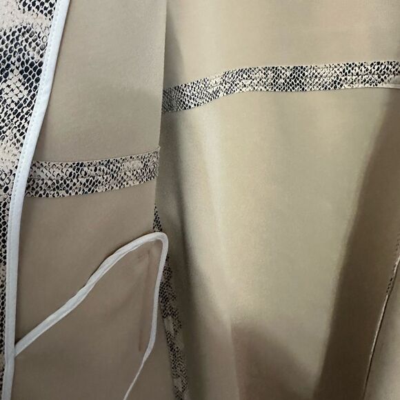 Chico’s Women’s XL Faux Suede Snakeskin l Open Front Jacket Beige Fall - Picture 8 of 11